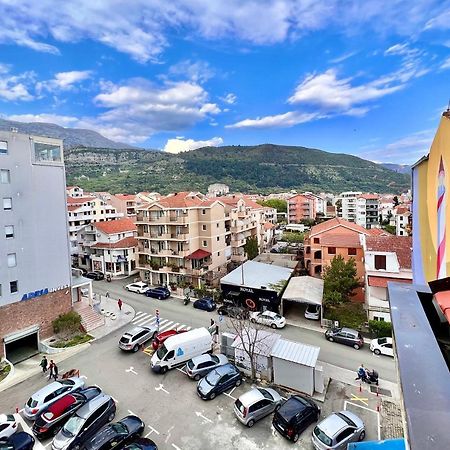 Homestay Mark - Double Bed Room - Shared Bathroom And Kitchen Budva Exterior photo