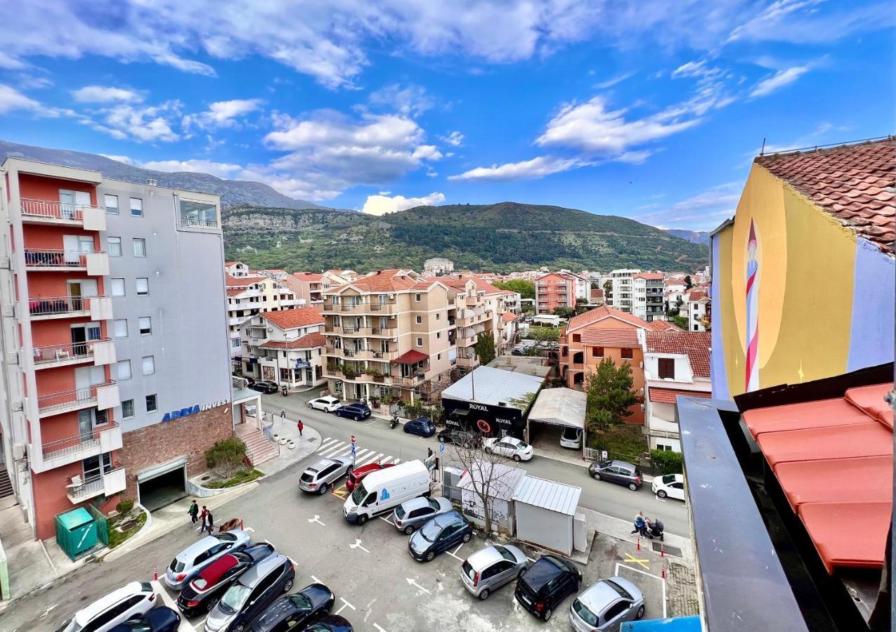 Homestay Mark - Double Bed Room - Shared Bathroom And Kitchen Budva Exterior photo